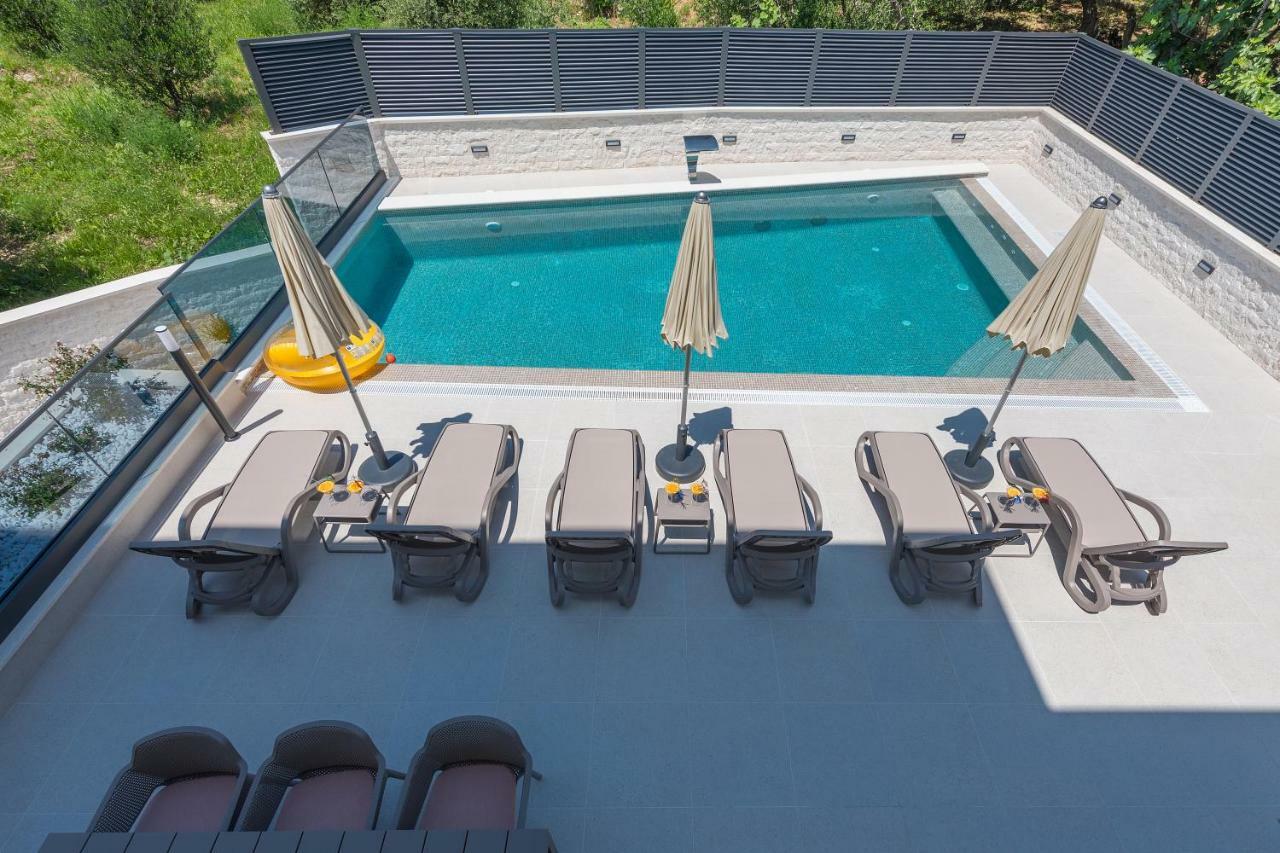 Villa Vid Apartments - Makarska Exklusiv ภายนอก รูปภาพ